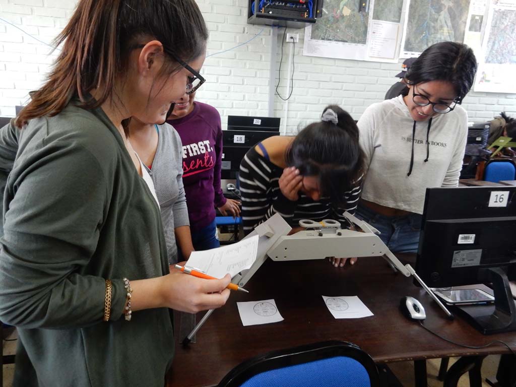 “El CIM en acción: promoviendo salud, ciencia y conciencia desde la Universidad hacia la comunidad.”